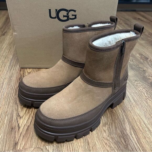 UGG Ashton platform ankle boots booties shoes zip women’s 9 new - Picture 2 of 7